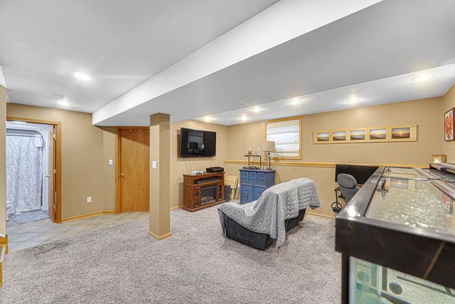 241 Lawndale Drive, Munster, IN 46321