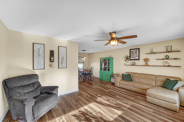 241 Lawndale Drive, Munster, IN 46321