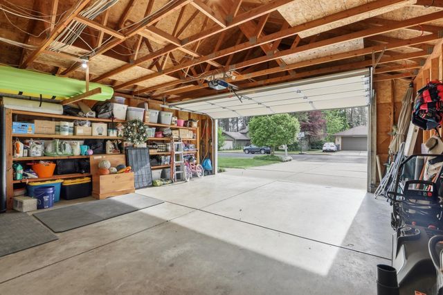 14522 N Chronicle St, Mead, WA 99021