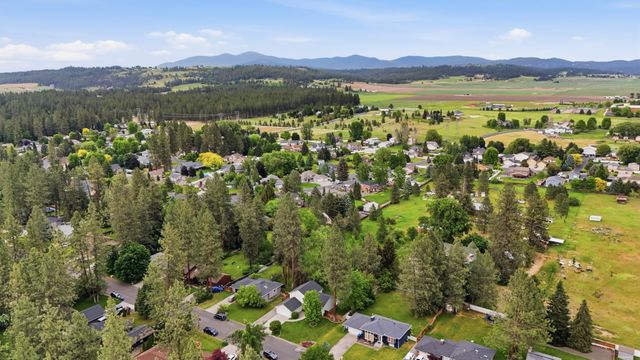 14522 N Chronicle St, Mead, WA 99021