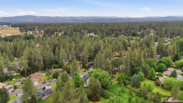 14522 N Chronicle St, Mead, WA 99021