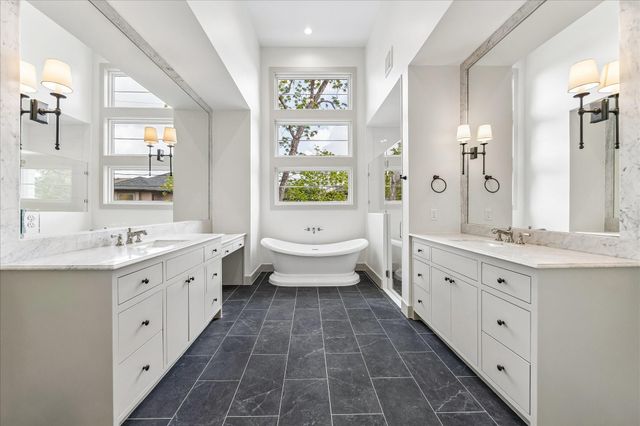 1714 Viking Drive, Houston, TX 77018