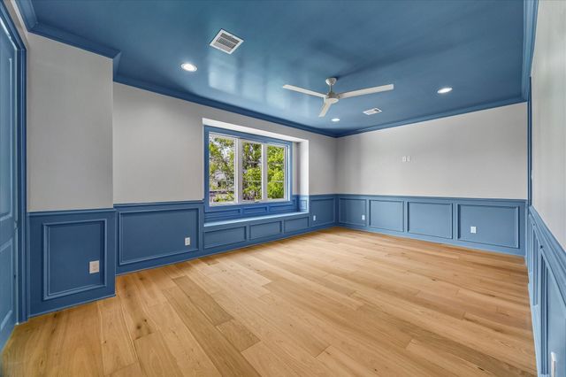 1714 Viking Drive, Houston, TX 77018