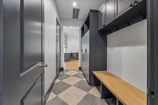 1714 Viking Drive, Houston, TX 77018