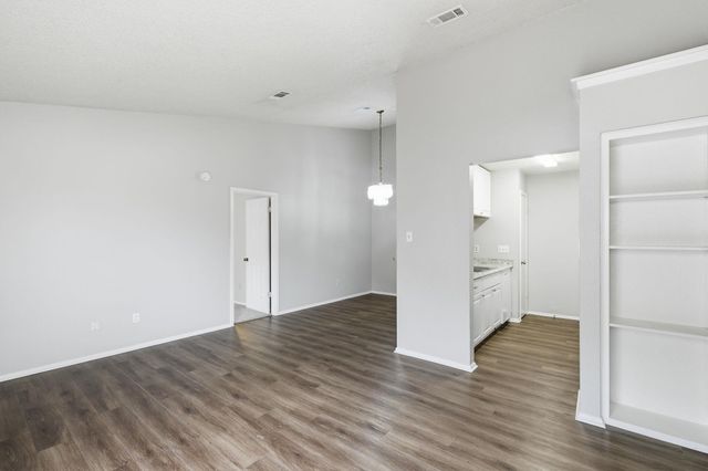 2131 Andover DR, Round Rock, TX 78664