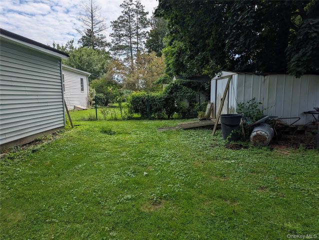 13 Lowell Road, Carmel, NY 10512