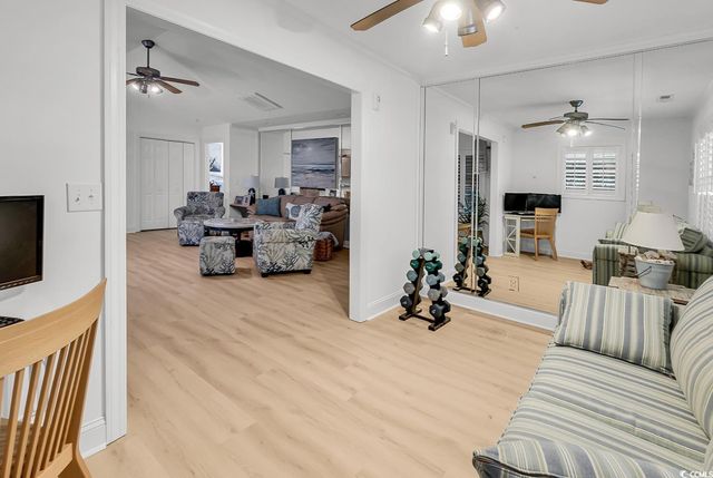 1125 Camellia Dr., Surfside Beach, SC 29575