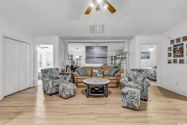 1125 Camellia Dr., Surfside Beach, SC 29575