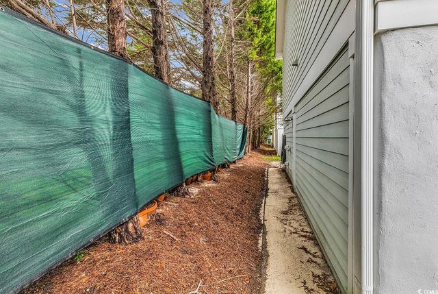 1125 Camellia Dr., Surfside Beach, SC 29575