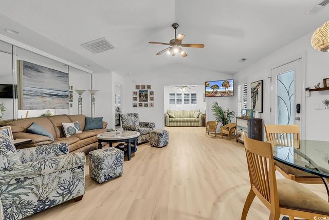 1125 Camellia Dr., Surfside Beach, SC 29575