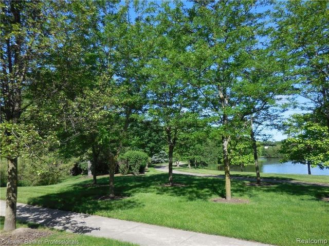 49554 GLACIER S, Northville Township, MI 48168