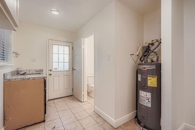 1411 Neptune Lane, Houston, TX 77062