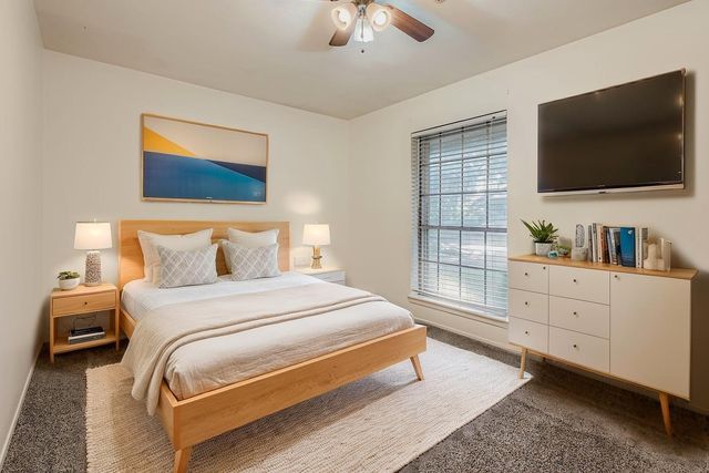 1411 Neptune Lane, Houston, TX 77062