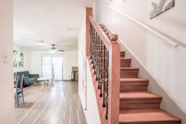 8323 Wilcrest Drive 1012, Houston, TX 77072