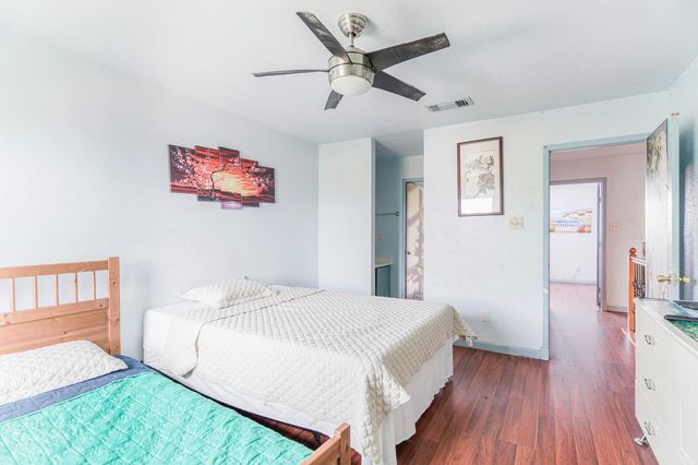 8323 Wilcrest Drive 1012, Houston, TX 77072