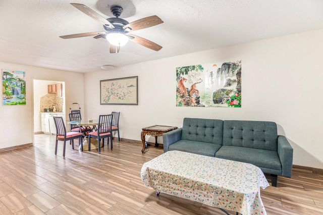 8323 Wilcrest Drive 1012, Houston, TX 77072
