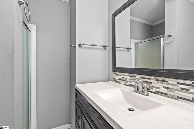 3190 Apple Orchard Road, Clinton, SC 29325