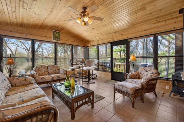 2120 31st Avenue, Rock Island, IL 61201