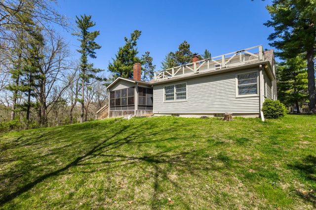 2120 31st Avenue, Rock Island, IL 61201