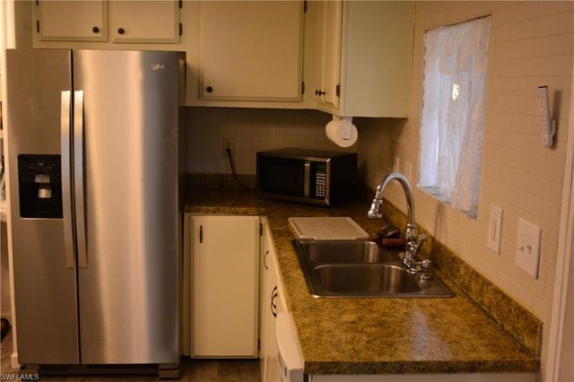 3343 Rainbow LN, North Fort Myers, FL 33903