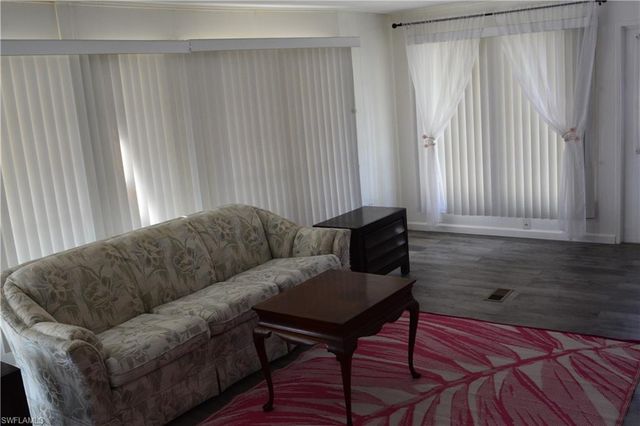 3343 Rainbow LN, North Fort Myers, FL 33903