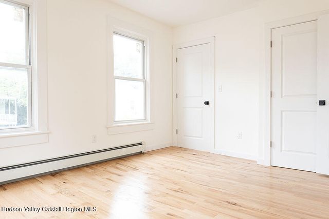 88 Henry St. Fl. 2, Kingston, NY 12401