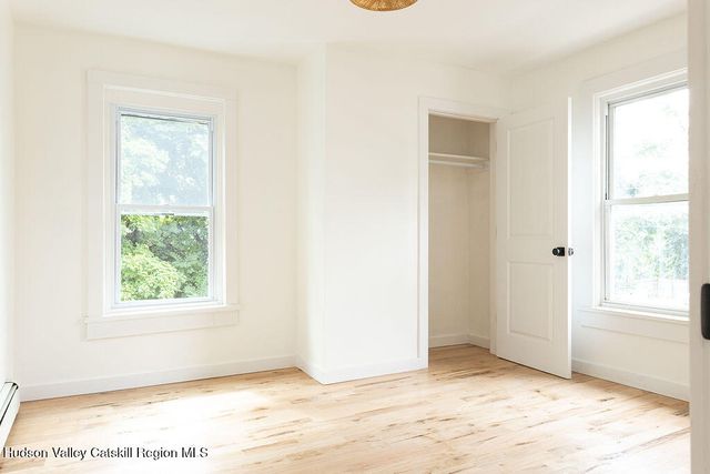 88 Henry St. Fl. 2, Kingston, NY 12401