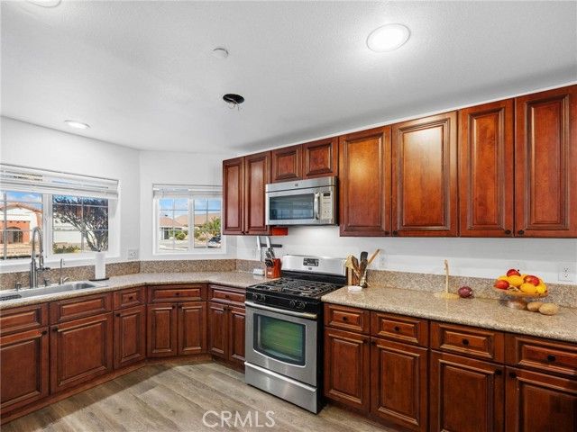 13966 Driftwood, Victorville, CA 92395