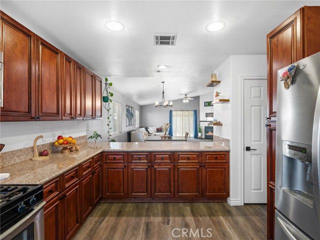 13966 Driftwood, Victorville, CA 92395