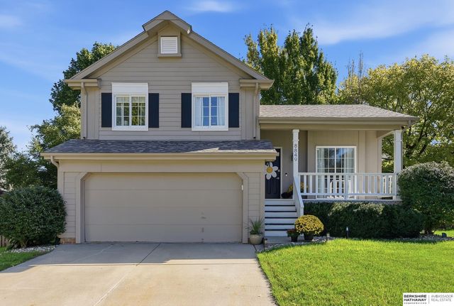 8849 N 83rd Avenue, Omaha, NE 68122