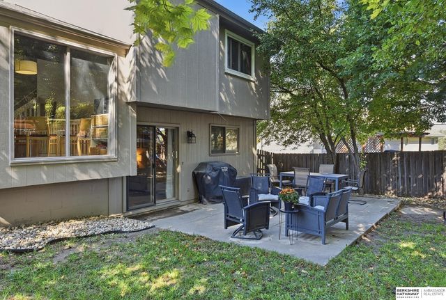 8849 N 83rd Avenue, Omaha, NE 68122