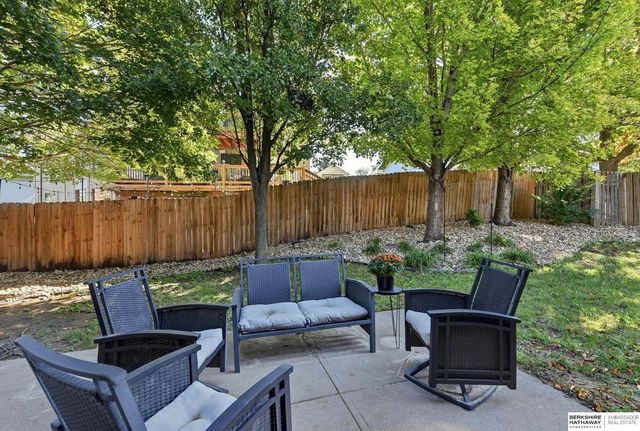 8849 N 83rd Avenue, Omaha, NE 68122