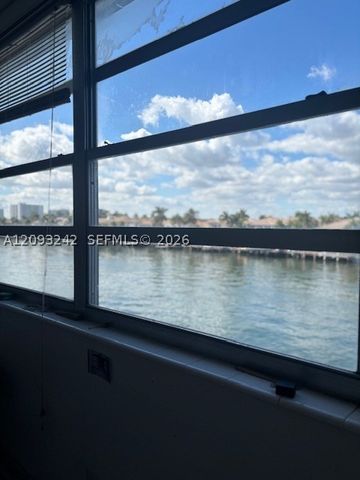 1400 S Ocean Dr 304, Hollywood, FL 33019