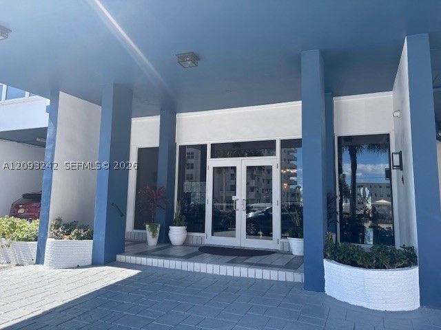 1400 S Ocean Dr 304, Hollywood, FL 33019