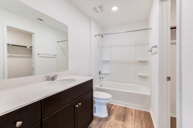 13616 Knights Branch DR, Elgin, TX 78621