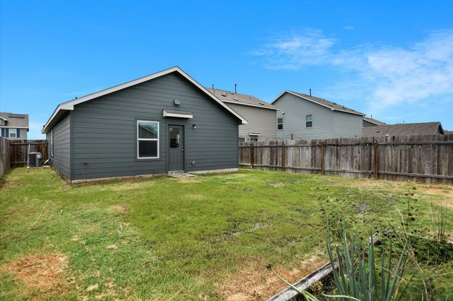 13616 Knights Branch DR, Elgin, TX 78621