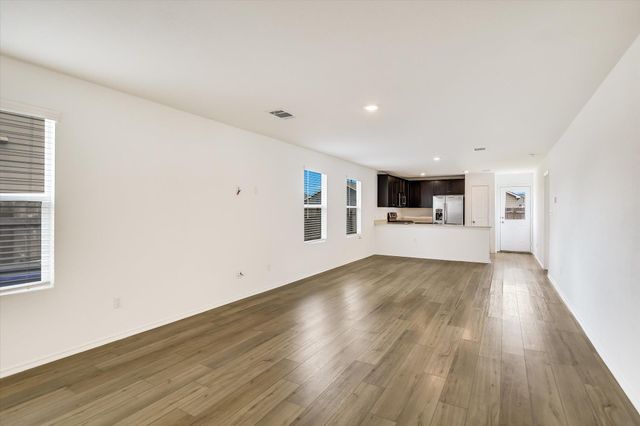 13616 Knights Branch DR, Elgin, TX 78621
