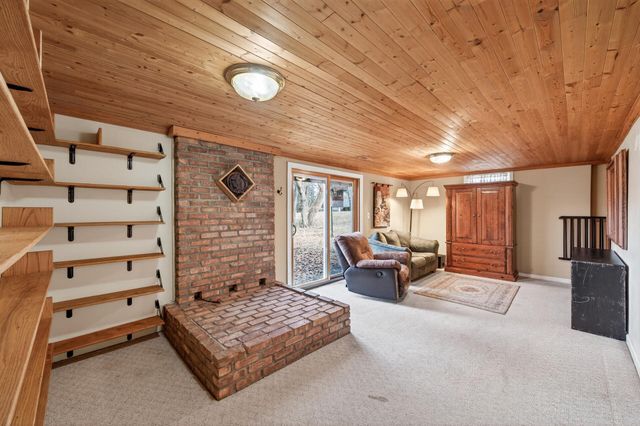 1863 164th Lane NE, Ham Lake, MN 55304