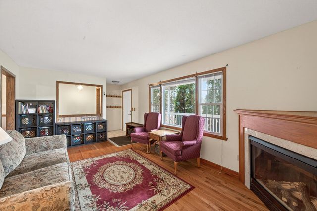 1863 164th Lane NE, Ham Lake, MN 55304