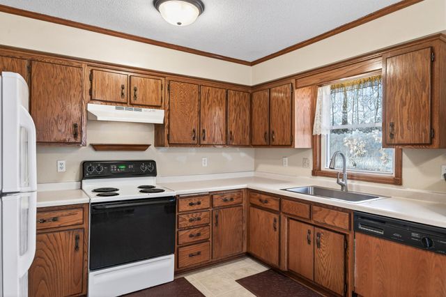 1863 164th Lane NE, Ham Lake, MN 55304