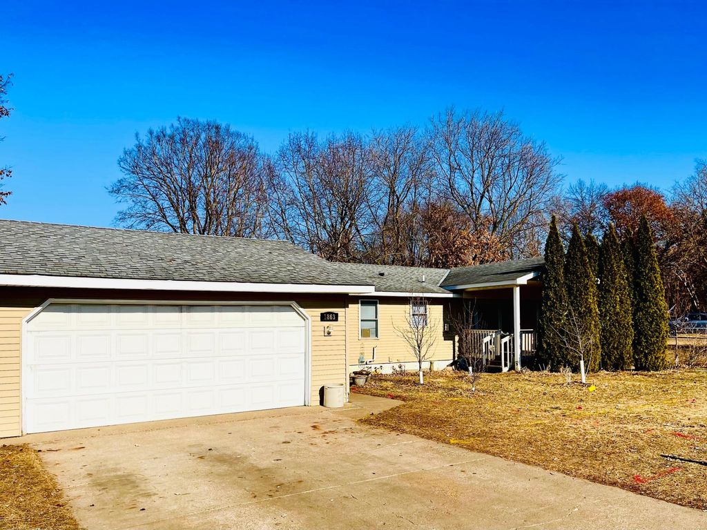 1863 164th Lane NE, Ham Lake, MN 55304 — photo 2