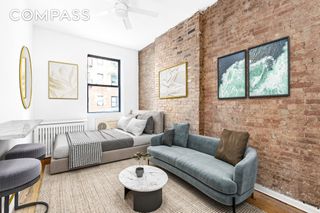 529 E 88th St Apt 1B, New York City, NY 10128
