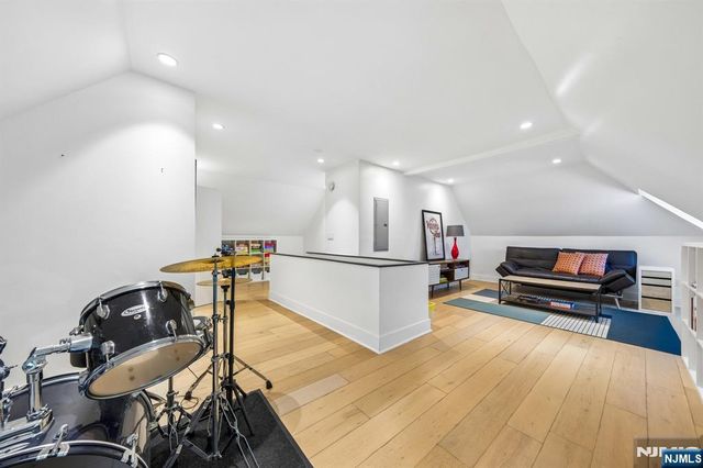 63 Ridge Road, Rutherford, NJ 07070