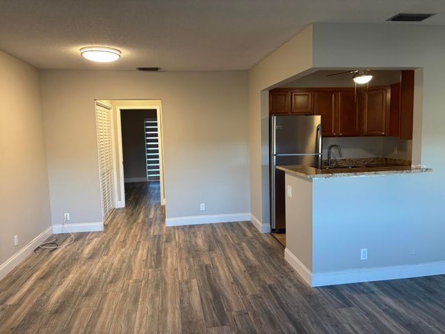 111 E Waltham, West Palm Beach, FL 33417