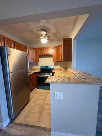 111 E Waltham, West Palm Beach, FL 33417