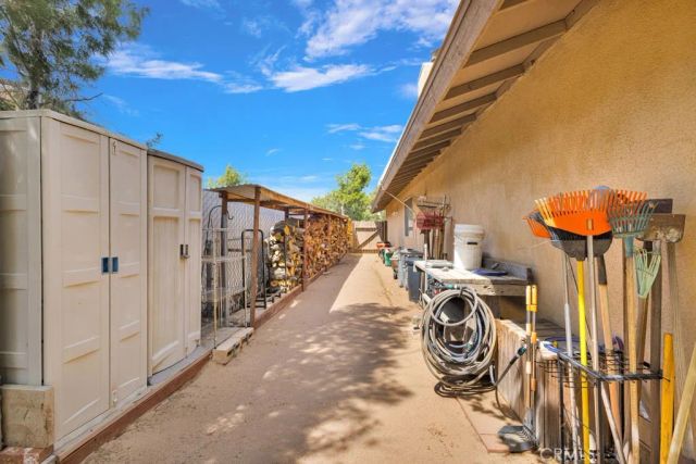 17345 Vista Street, Hesperia, CA 92345