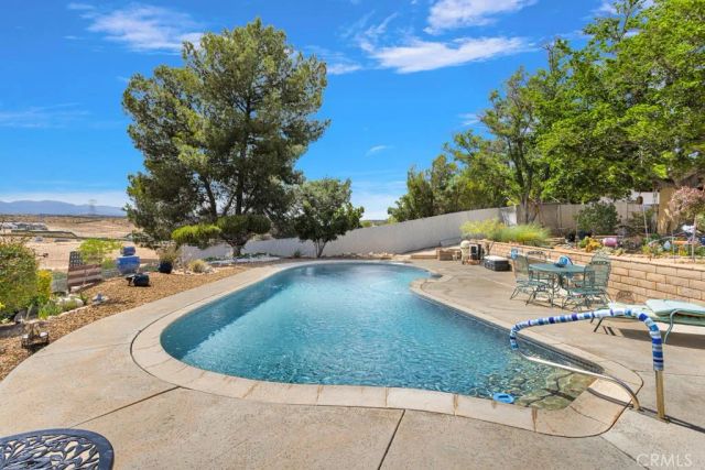 17345 Vista Street, Hesperia, CA 92345