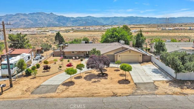 17345 Vista Street, Hesperia, CA 92345