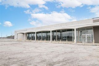 4120 W Pierson Rd, Flint, MI 48504