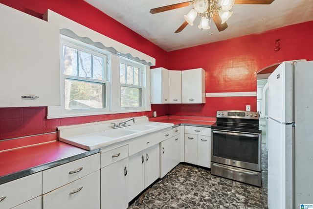 616 52ND STREET S, Birmingham, AL 35212